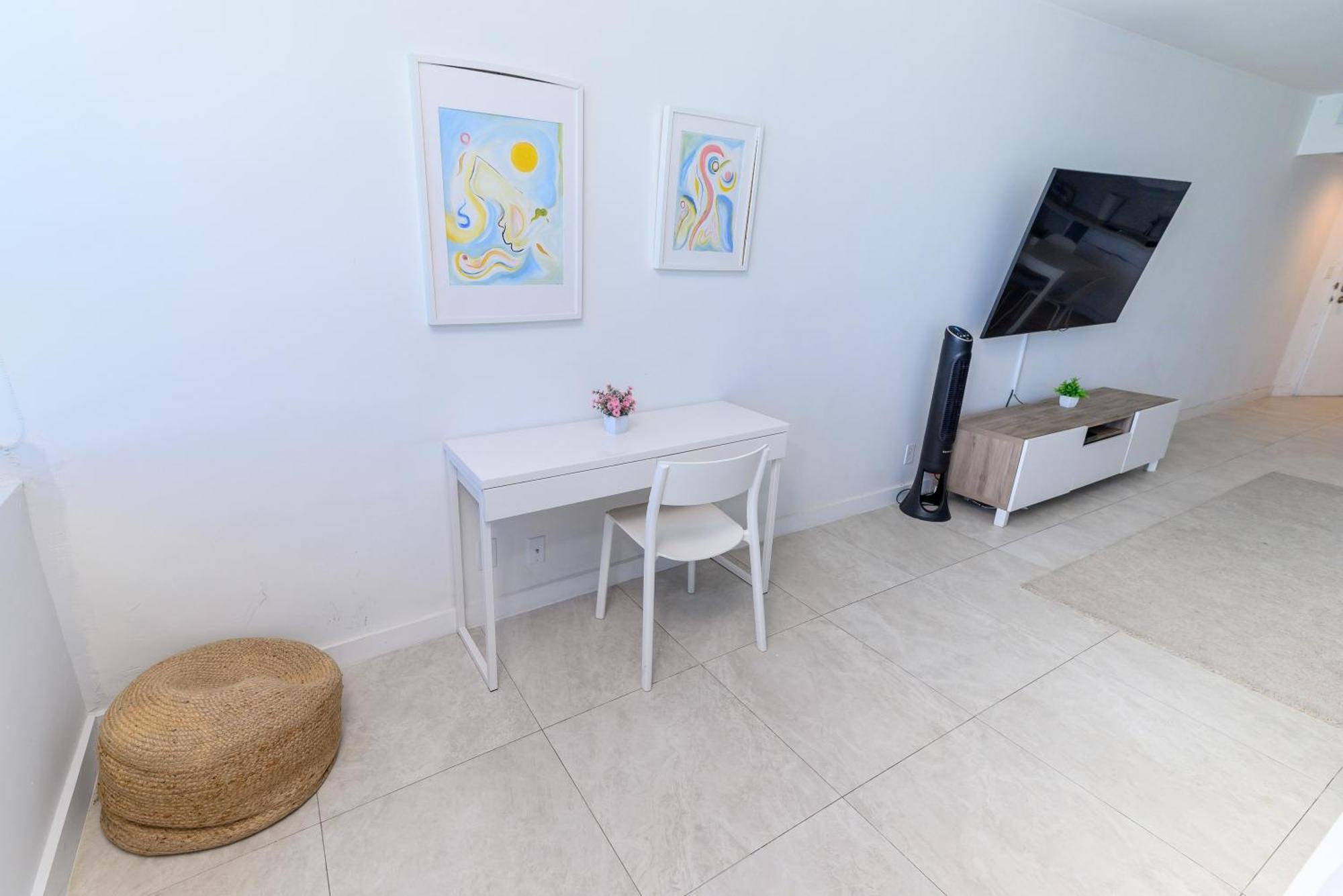 Apartment Seastays-beachfront