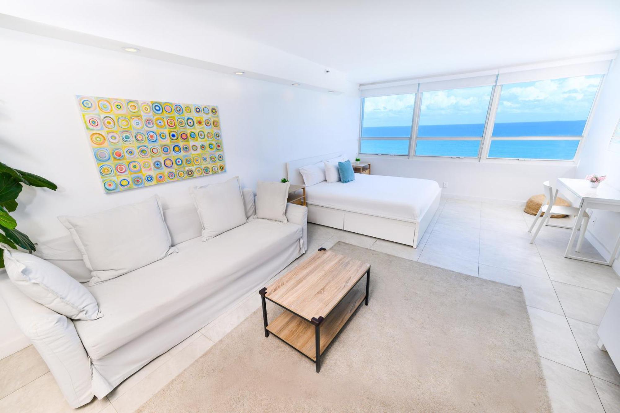 Apartment Seastays-beachfront