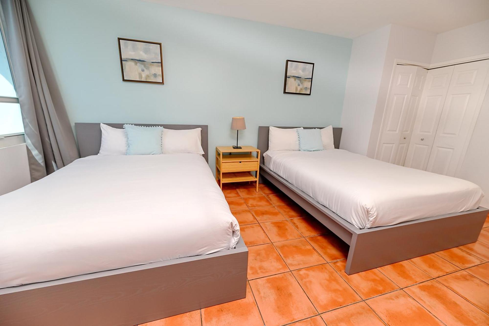 Apartment Seastays-beachfront *