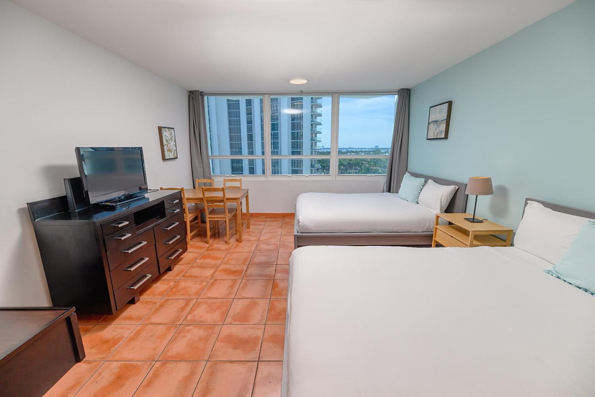 Seastays-beachfront Apartment *