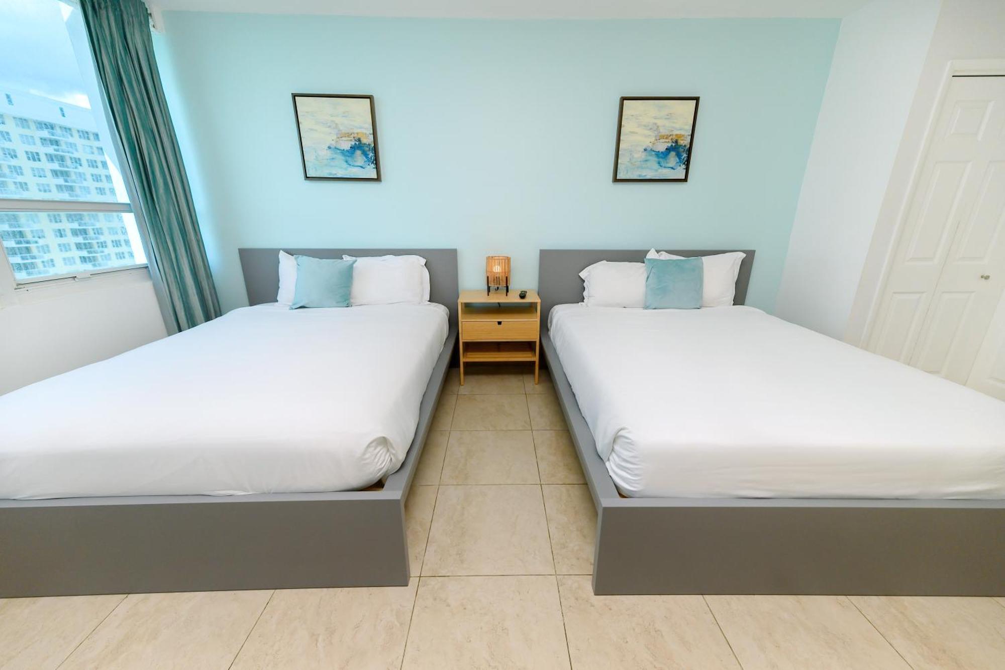 Apartment Seastays-beachfront *