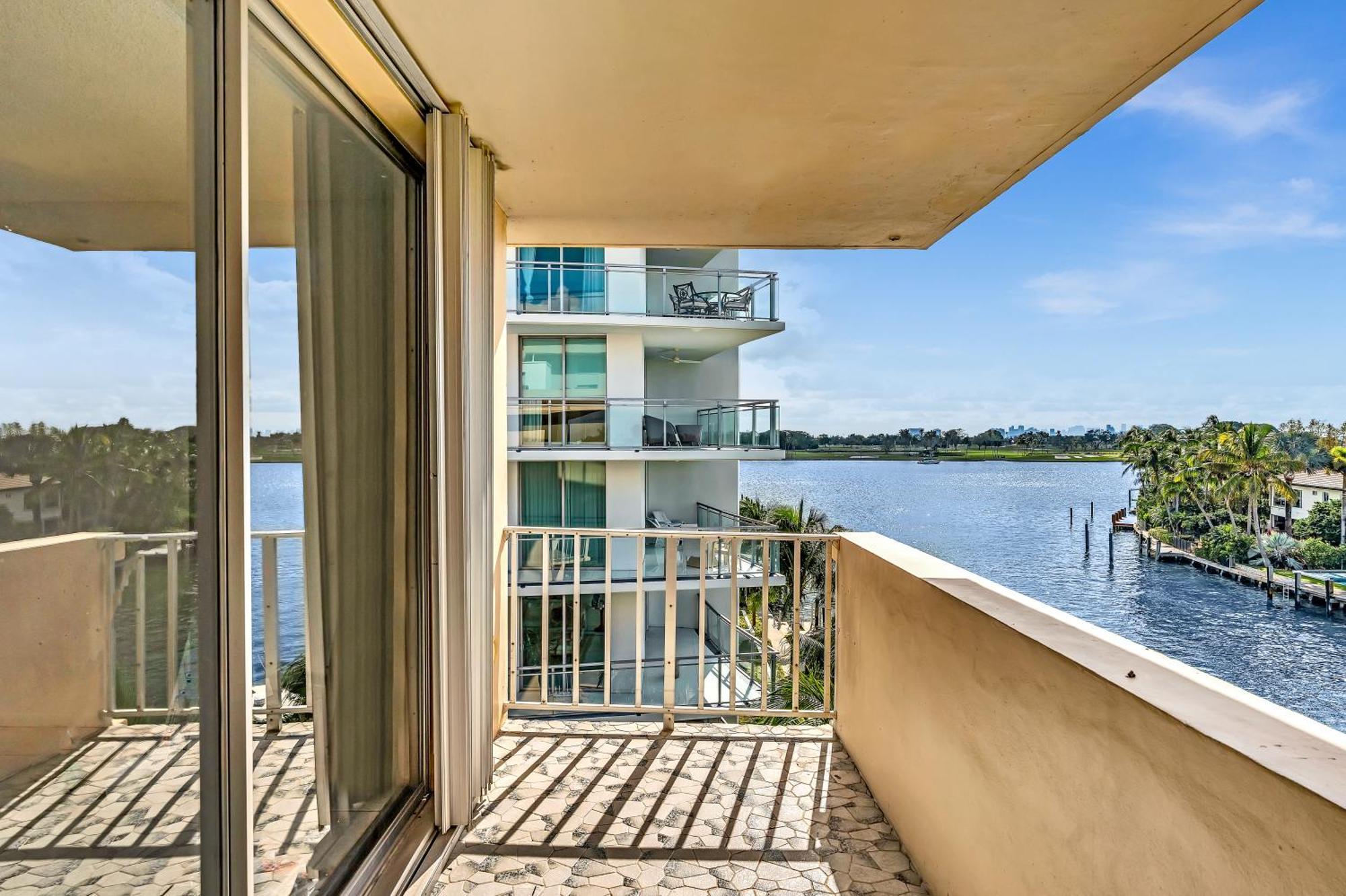 Bay Harbor Sunset 3b Apartment *