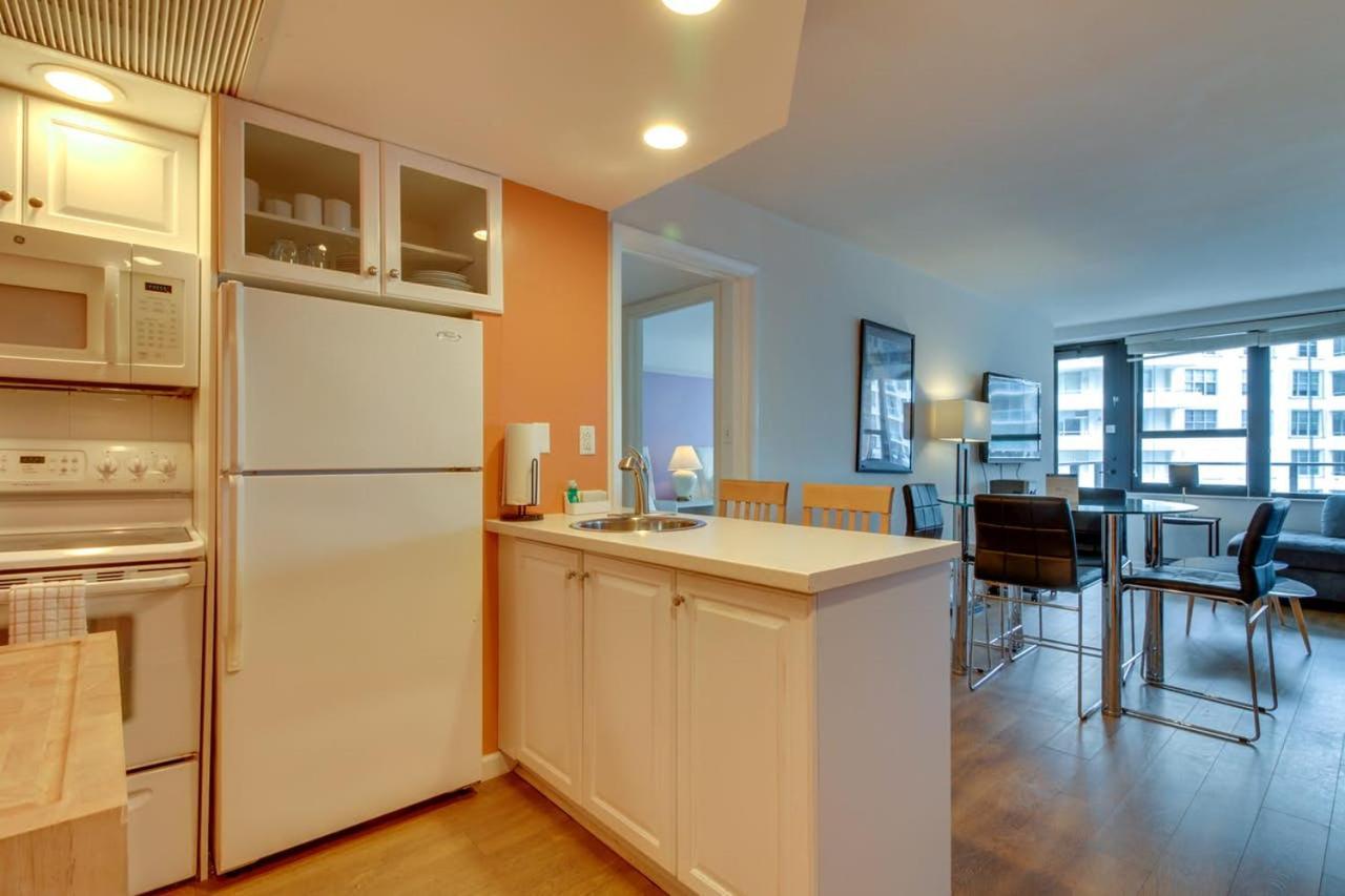 Alexander 1209 Beachfront With 2 Pools , Access, Sauna, Stores *