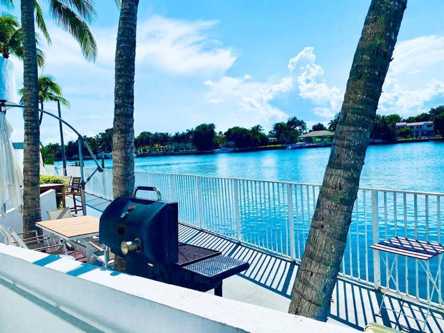 1Br 2Ba Beach Condo Parking Wifi