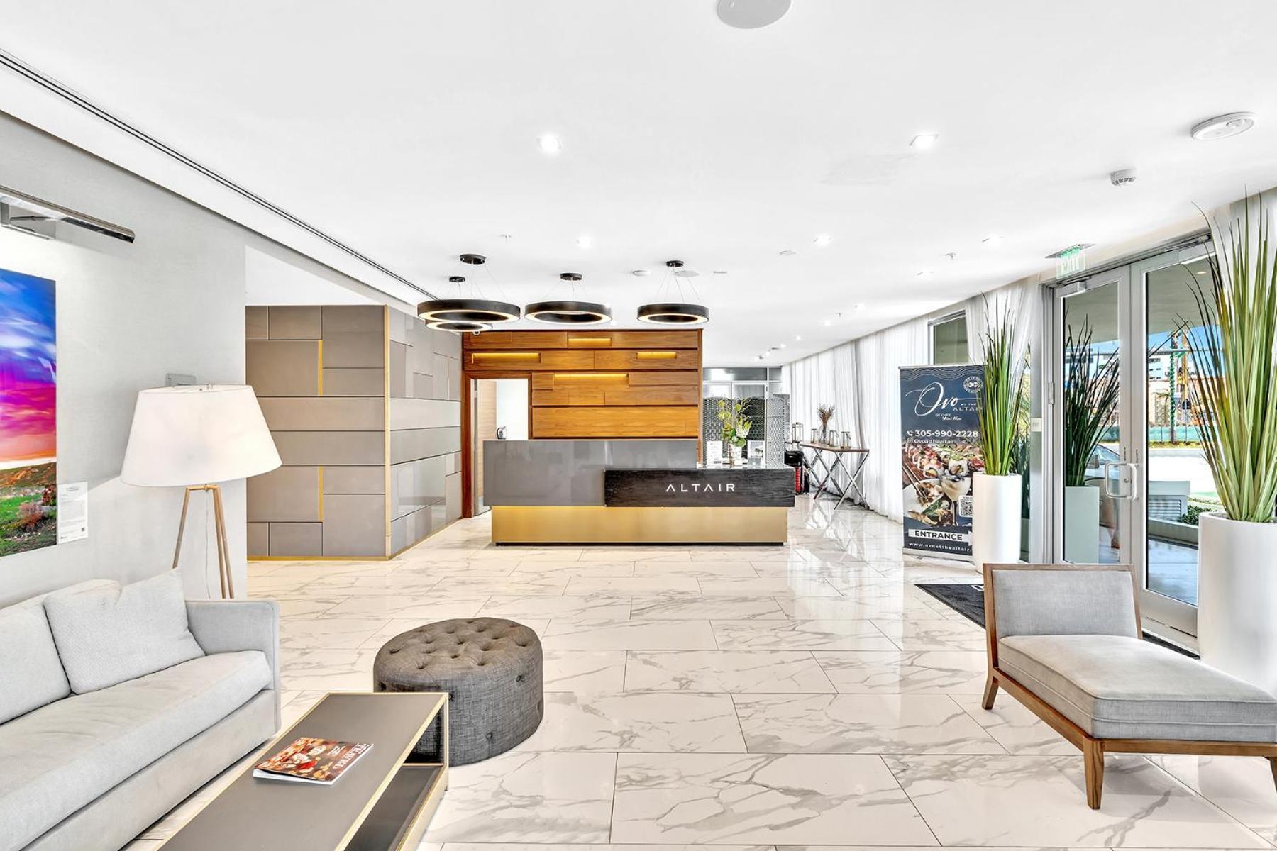 Grand Deluxe Two Bedroom With Balcony Water Views, Corner *