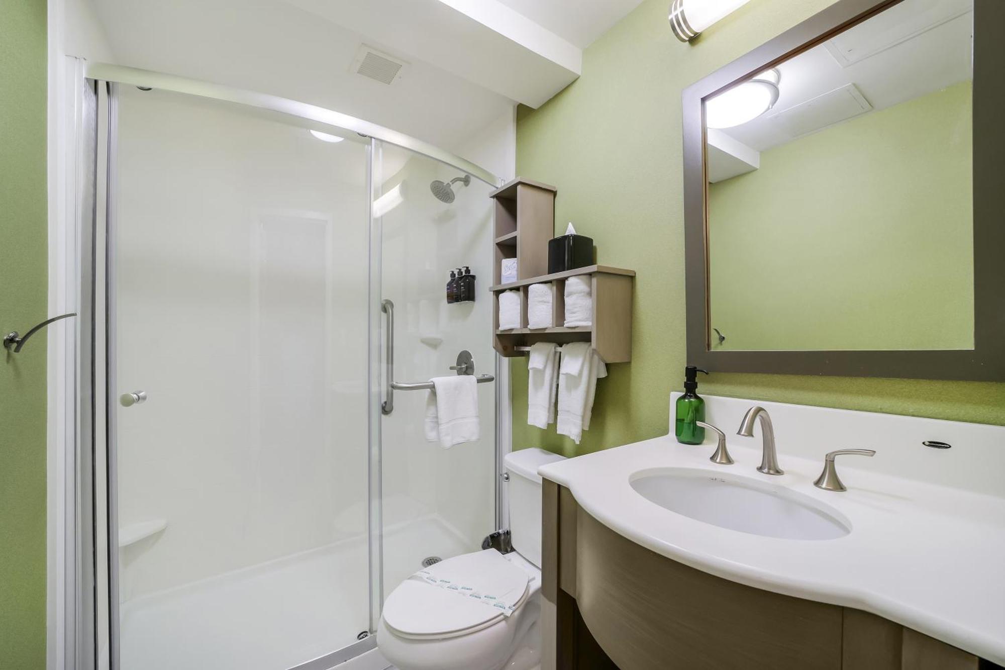 Claremont Aparthotel Miami Beach