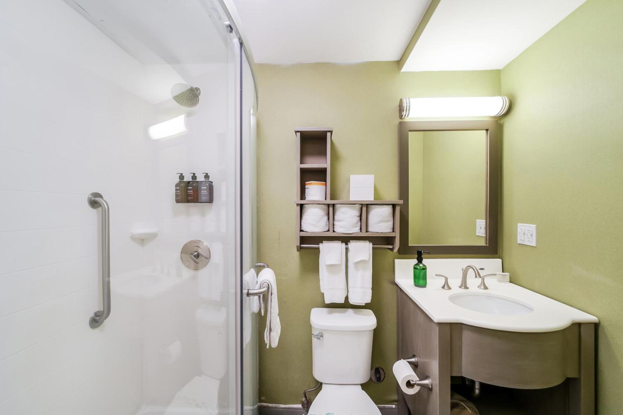 Claremont Aparthotel Miami Beach