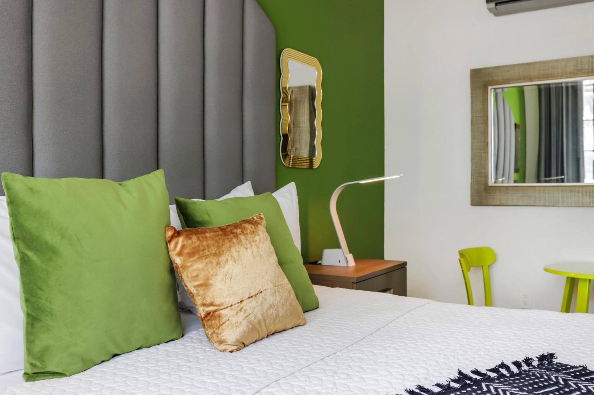 Aparthotel Claremont 3*