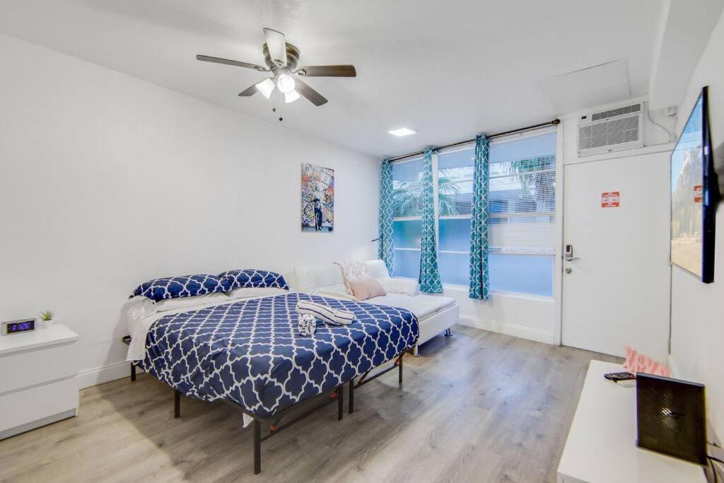 Apartment Easy Ocean Dr Beach, 2 Queenbeds *