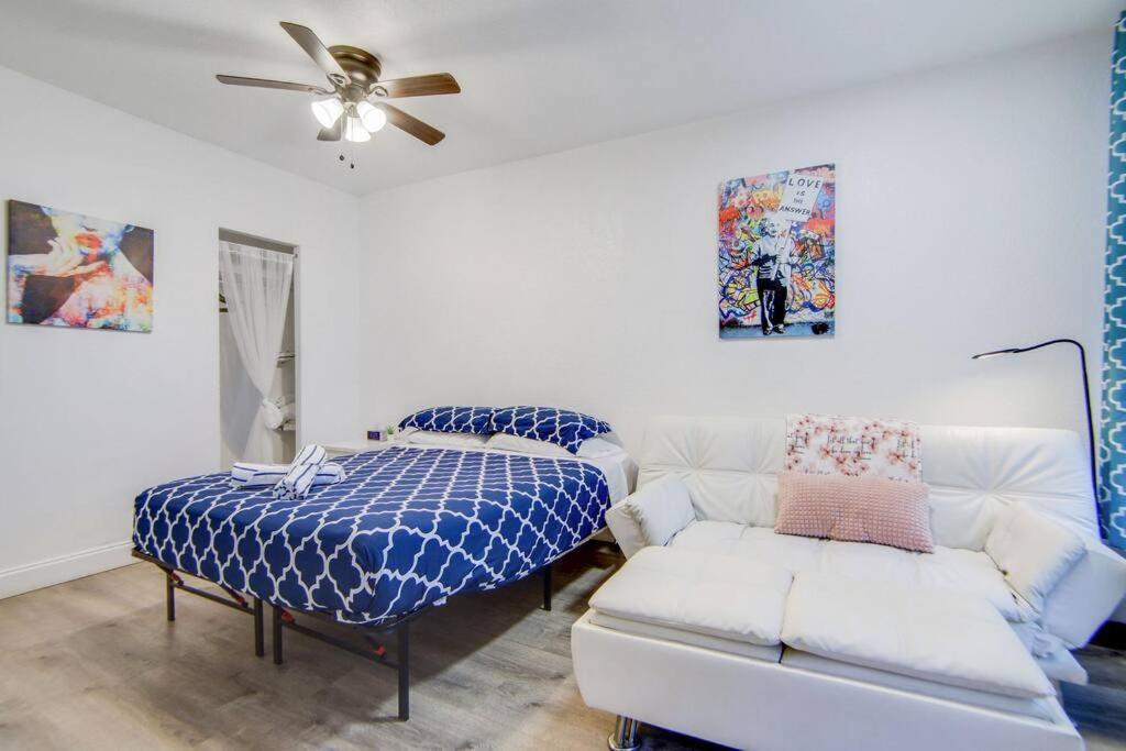 Apartment Easy Ocean Dr Beach, 2 Queenbeds *