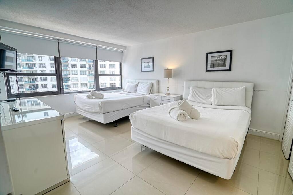 Apartment Sabrinas 2br Modern Beachfront
