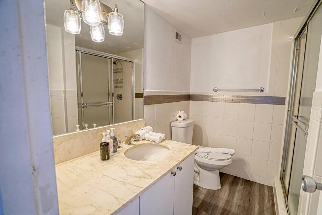 Apartment Sabrinas 2br Modern Beachfront *