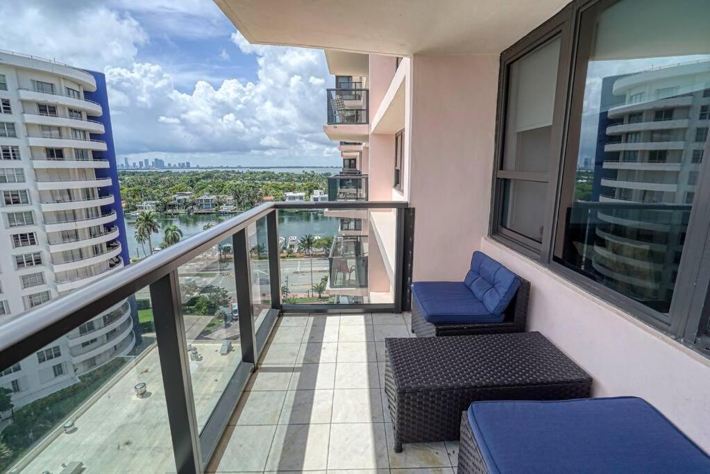 Apartment Sabrinas 2br Modern Beachfront *