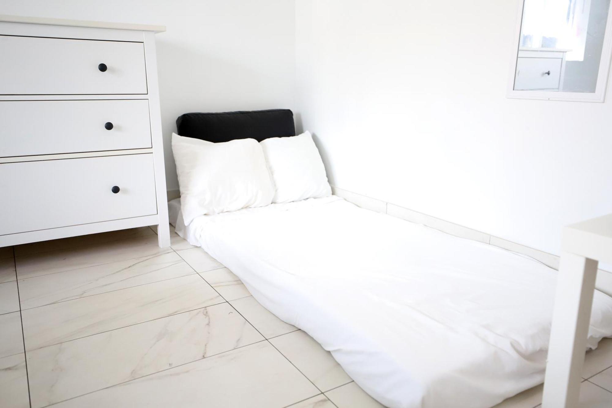 Family Pet Friendly 3 Minute Walk To Miami With Free Parking Apartment