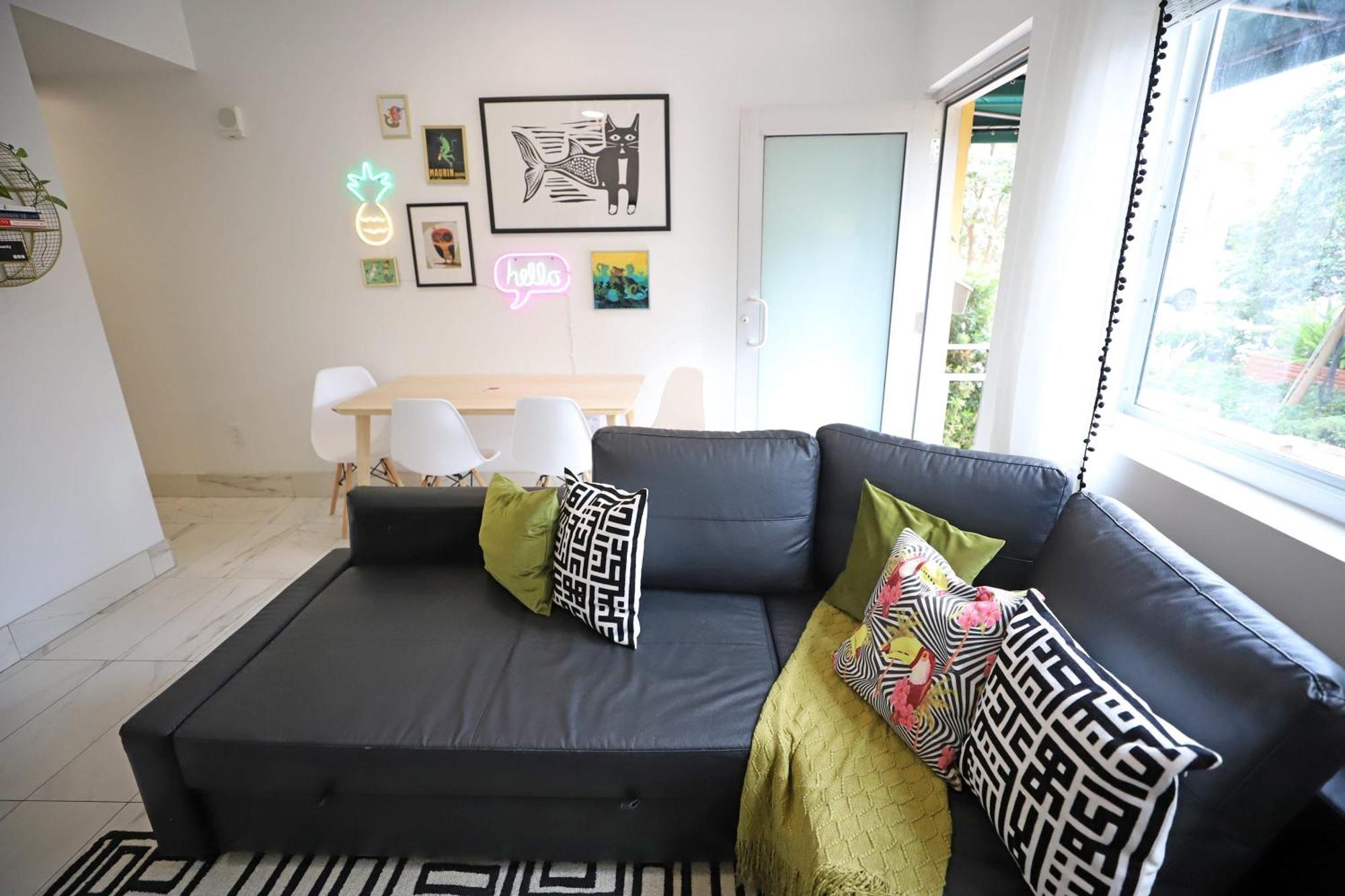 Apartment Family Pet Friendly 3 Minute Walk To Miami With Free Parking