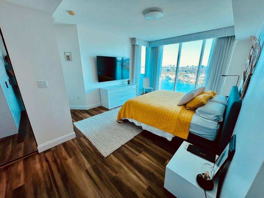 North Bay Village - Perfect View *
