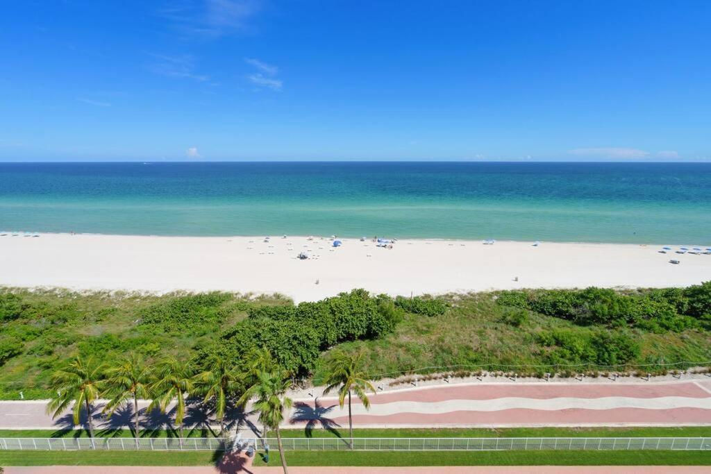 Serena Oceanfront 2 Bedrooms With Direct Oceanview And Parking * Miami Beach