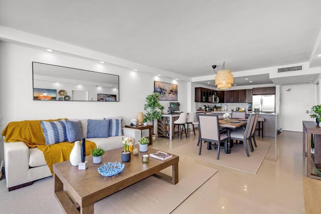 Serena Oceanfront 2 Bedrooms With Direct Oceanview And Parking * Miami Beach