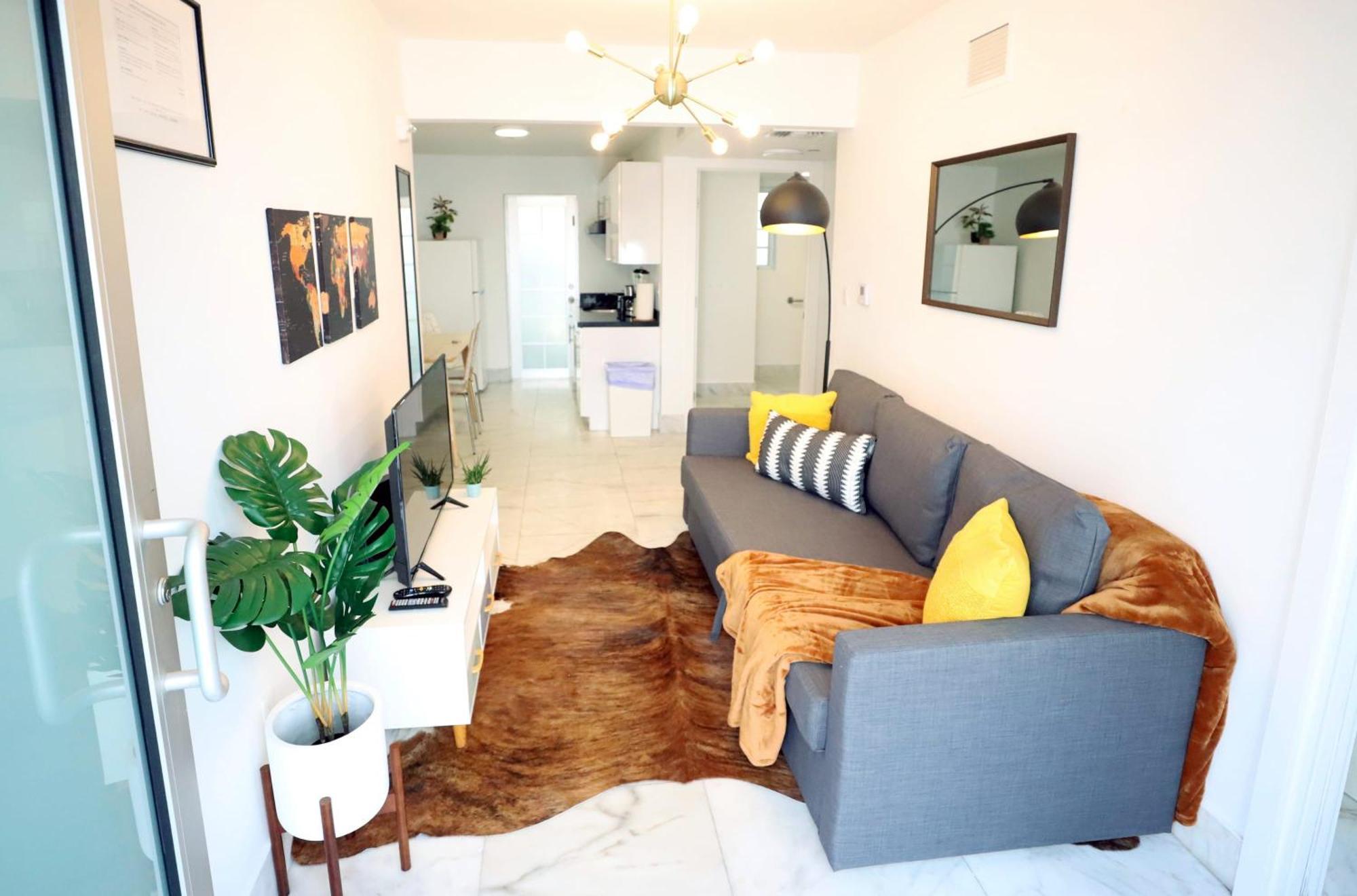 South 2 Bedroom Family Pet Friendly With Free Parking On Premise