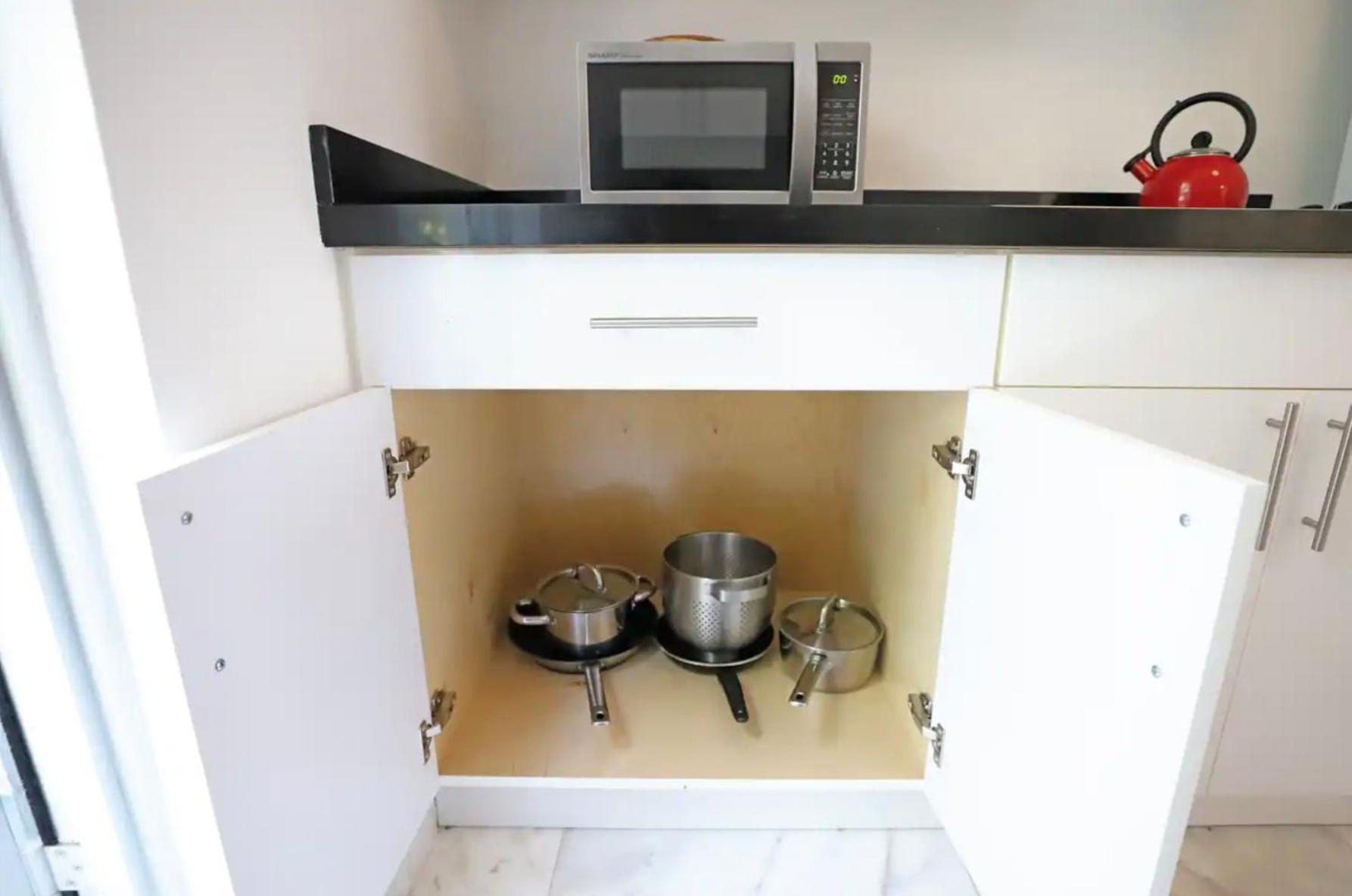 Apartment South 2 Bedroom Family & Pet Friendly With Balcony & Free Parking Miami Beach