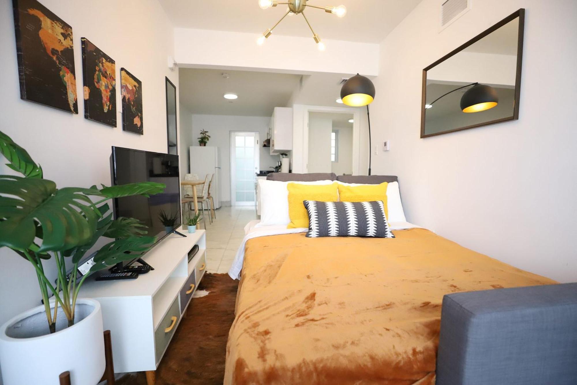 South 2 Bedroom Family Pet Friendly With Free Parking On Premise
