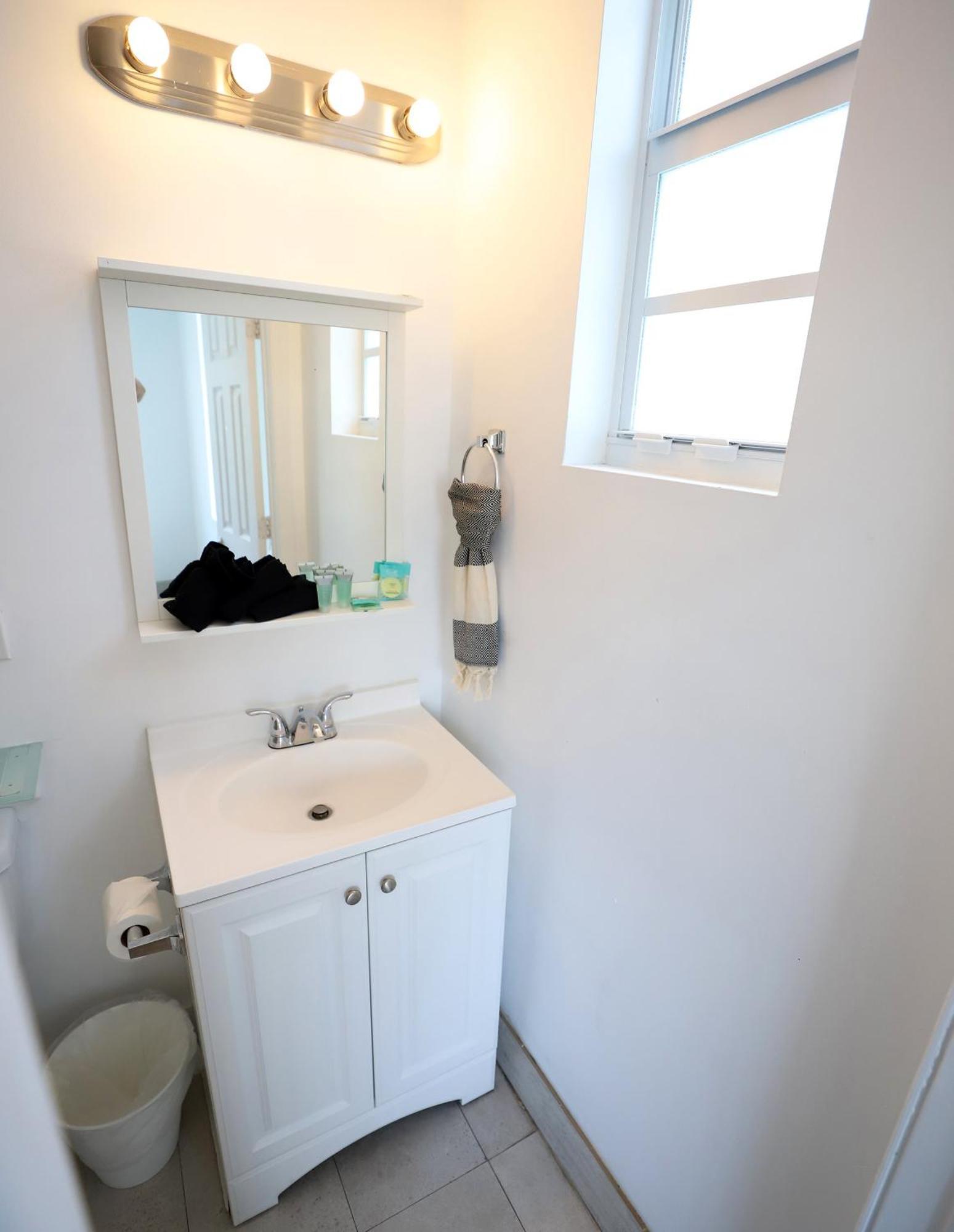 South 2 Bedroom 2 Bathroom Steps To Ocean Drive Apartment Miami Beach