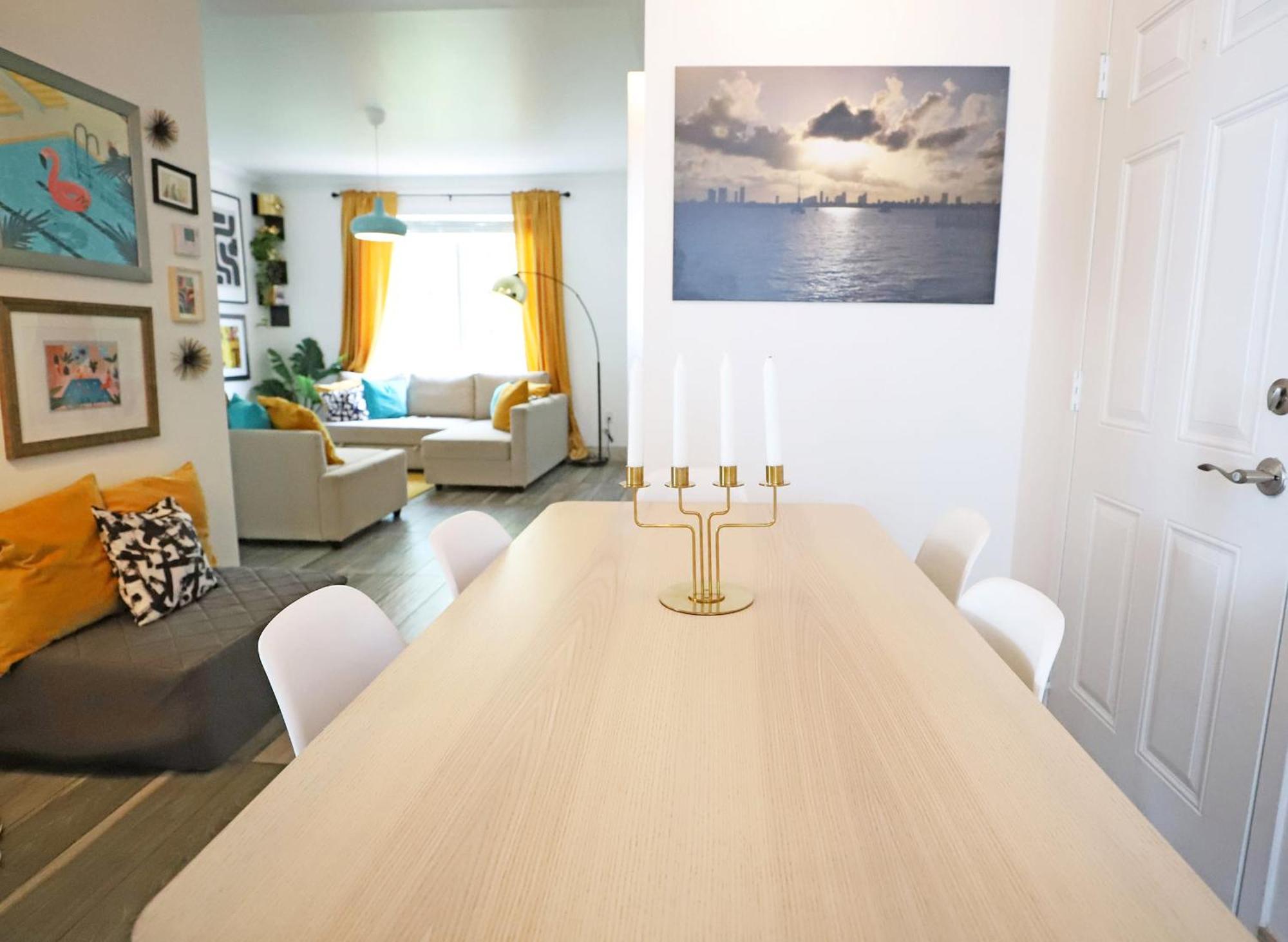 Apartment South 2 Bedroom 2 Bathroom Steps To Ocean Drive Miami Beach