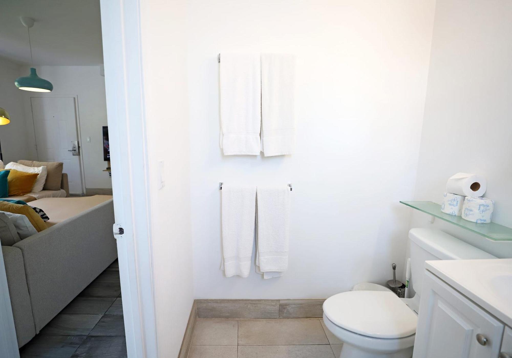 South 2 Bedroom 2 Bathroom Steps To Ocean Drive Apartment Miami Beach