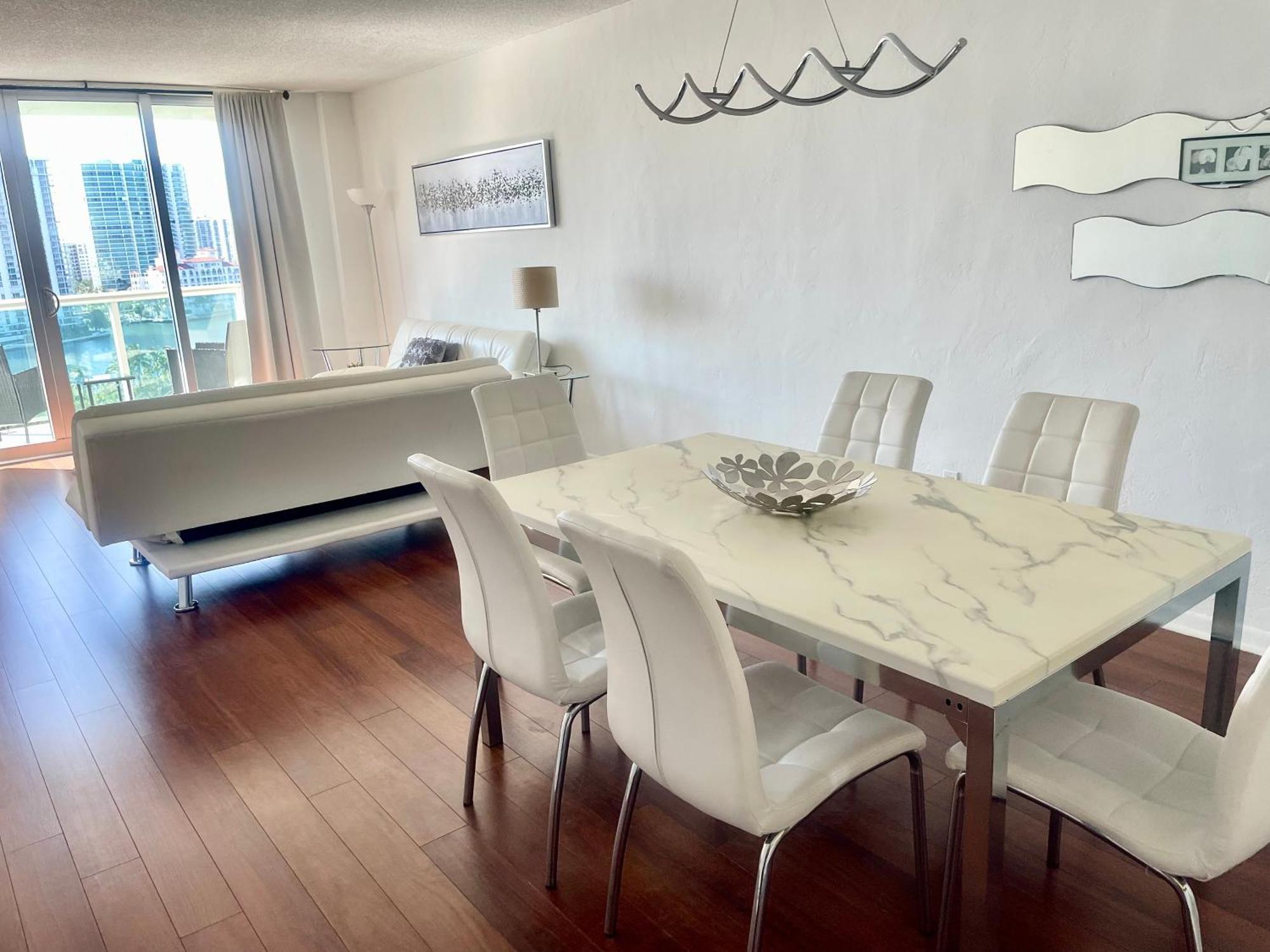 Beautiful In Sunny Isles Str-01432