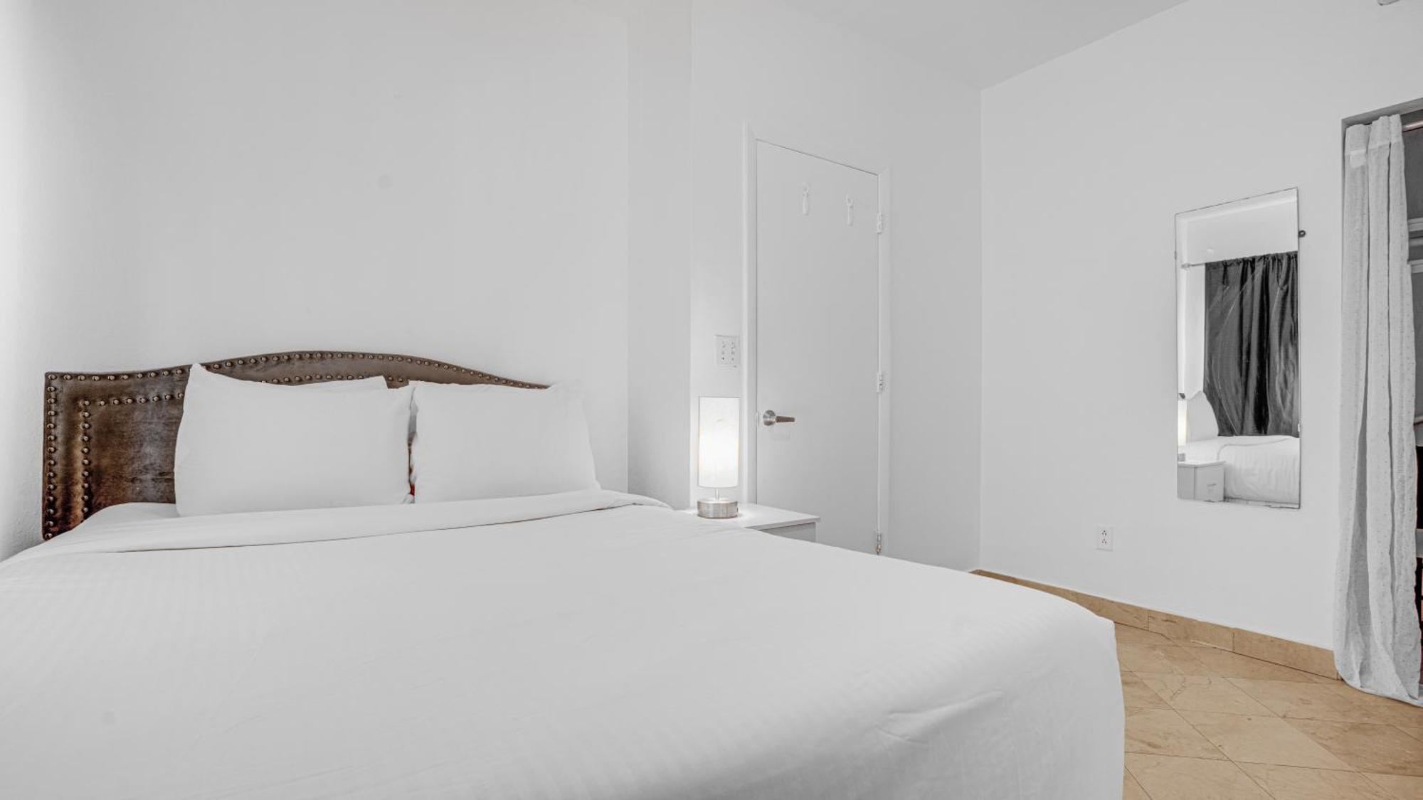 Apartment Seaside Sanctuary 1br 2 Blocks To Beach, Sleeps 4