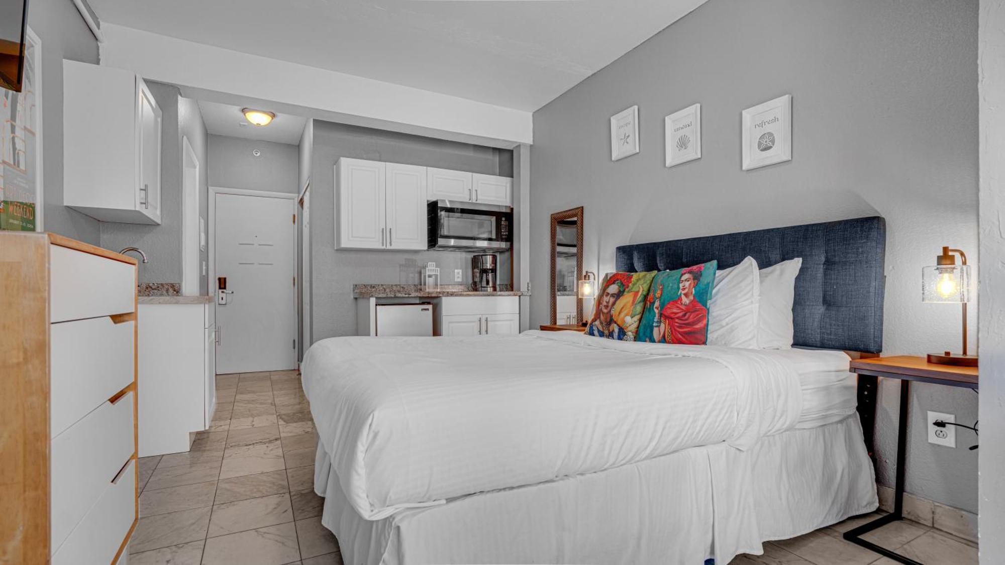 Frida Kahlo South Hideaway For Two Apartment Miami Beach