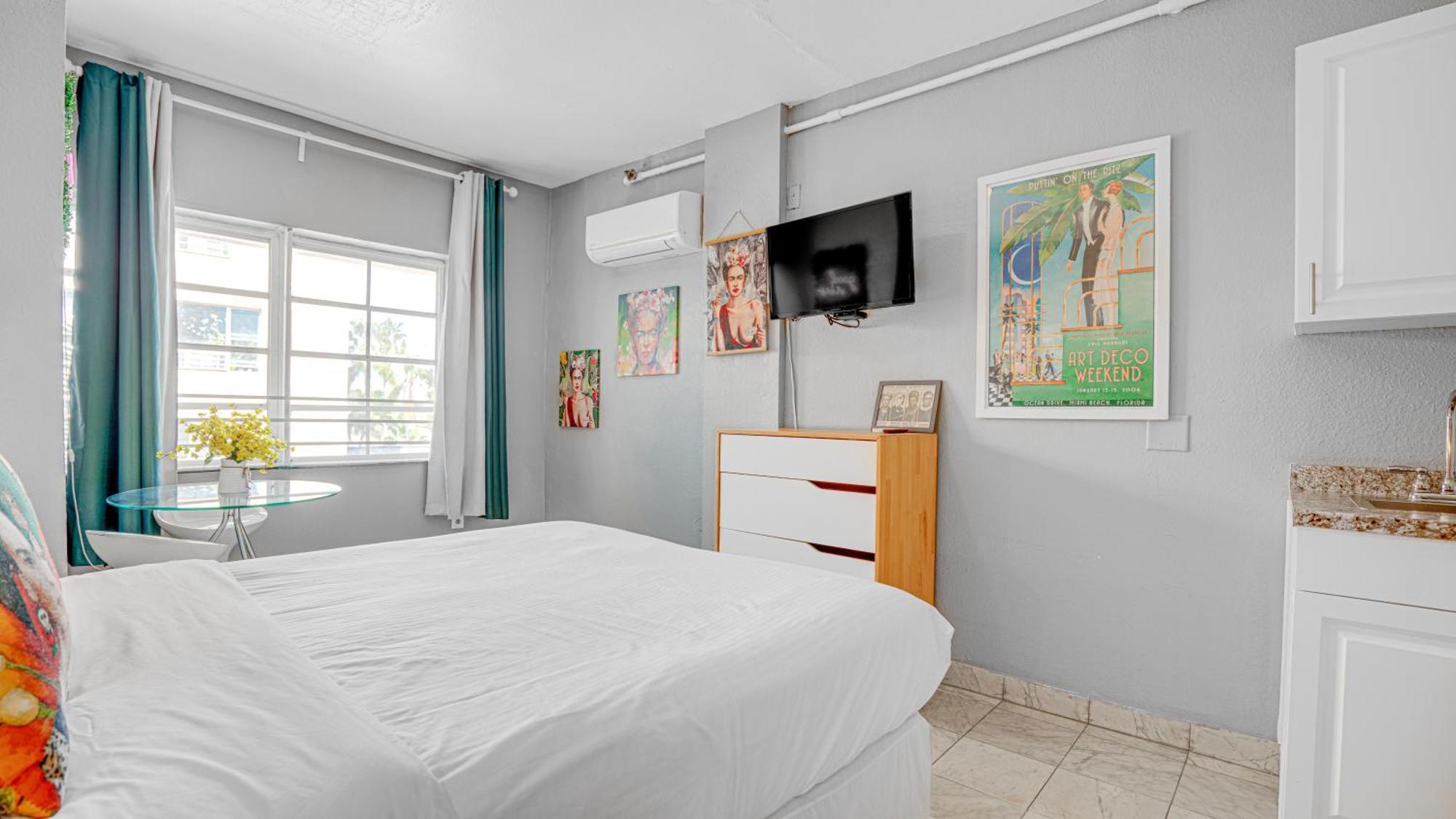 Frida Kahlo South Hideaway For Two * Miami Beach