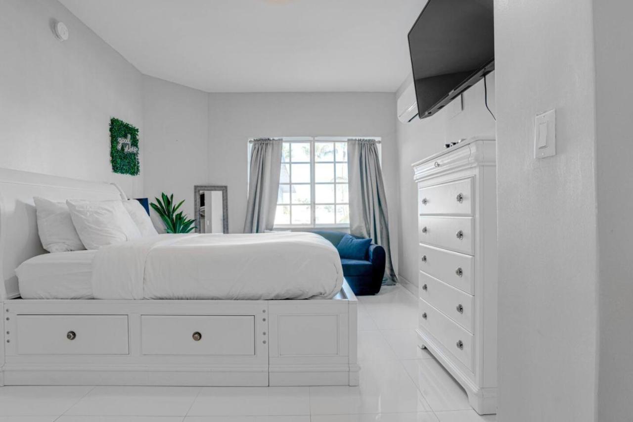 South Miami Oasis Sleeps 2