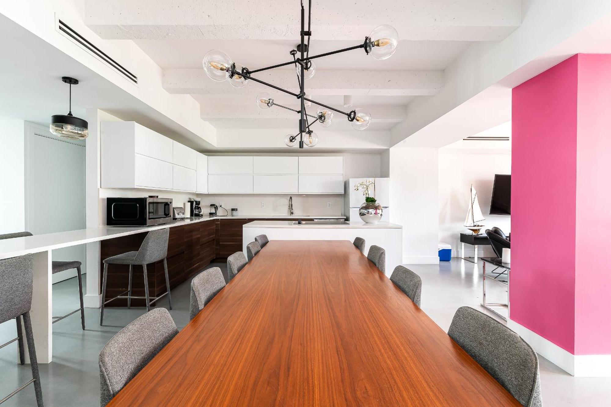 Apartment The Netherland 2a I Ocean Drive I Cinc Miami Beach