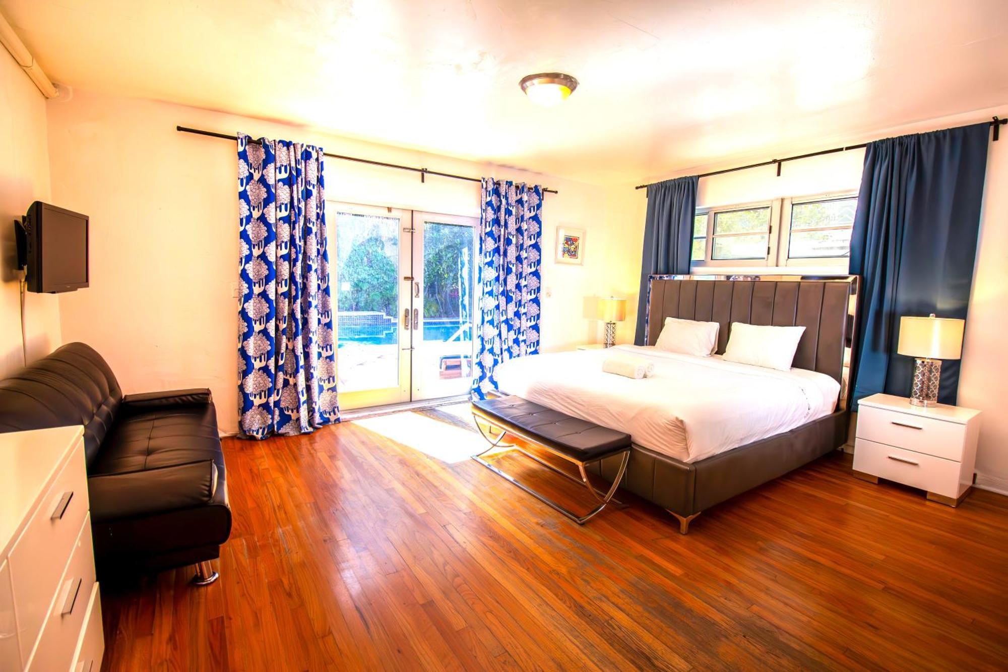 Apartment L'etoile Part Of The Oasis Casita Collection *