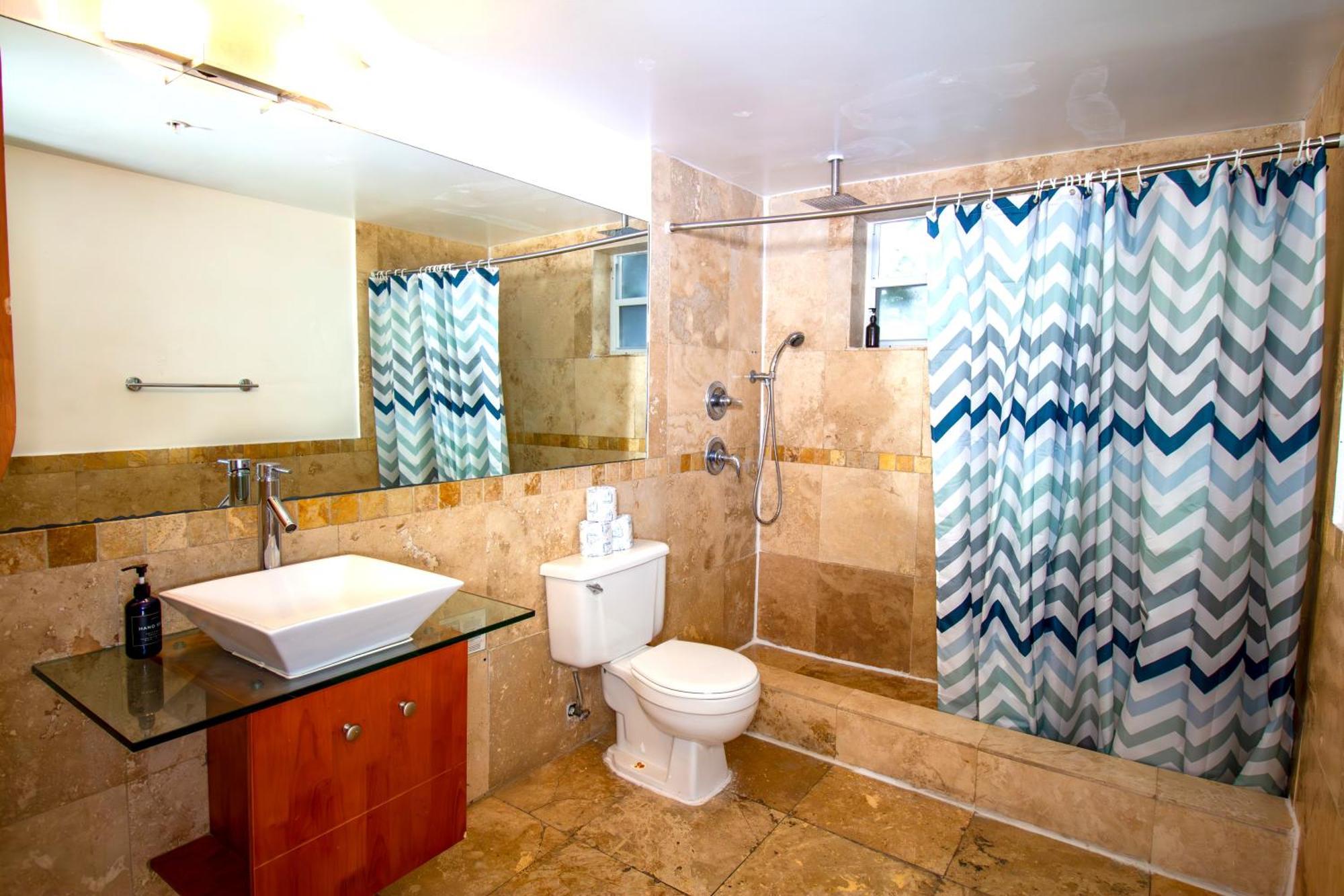 Apartment Hispaniola Part Of The Oasis Casita Collection Miami Beach