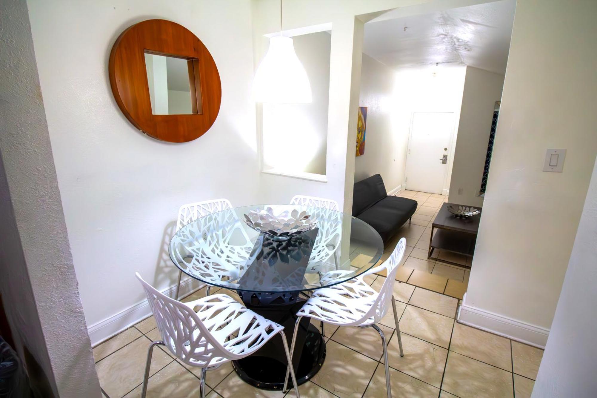 Apartment Hispaniola Part Of The Oasis Casita Collection
