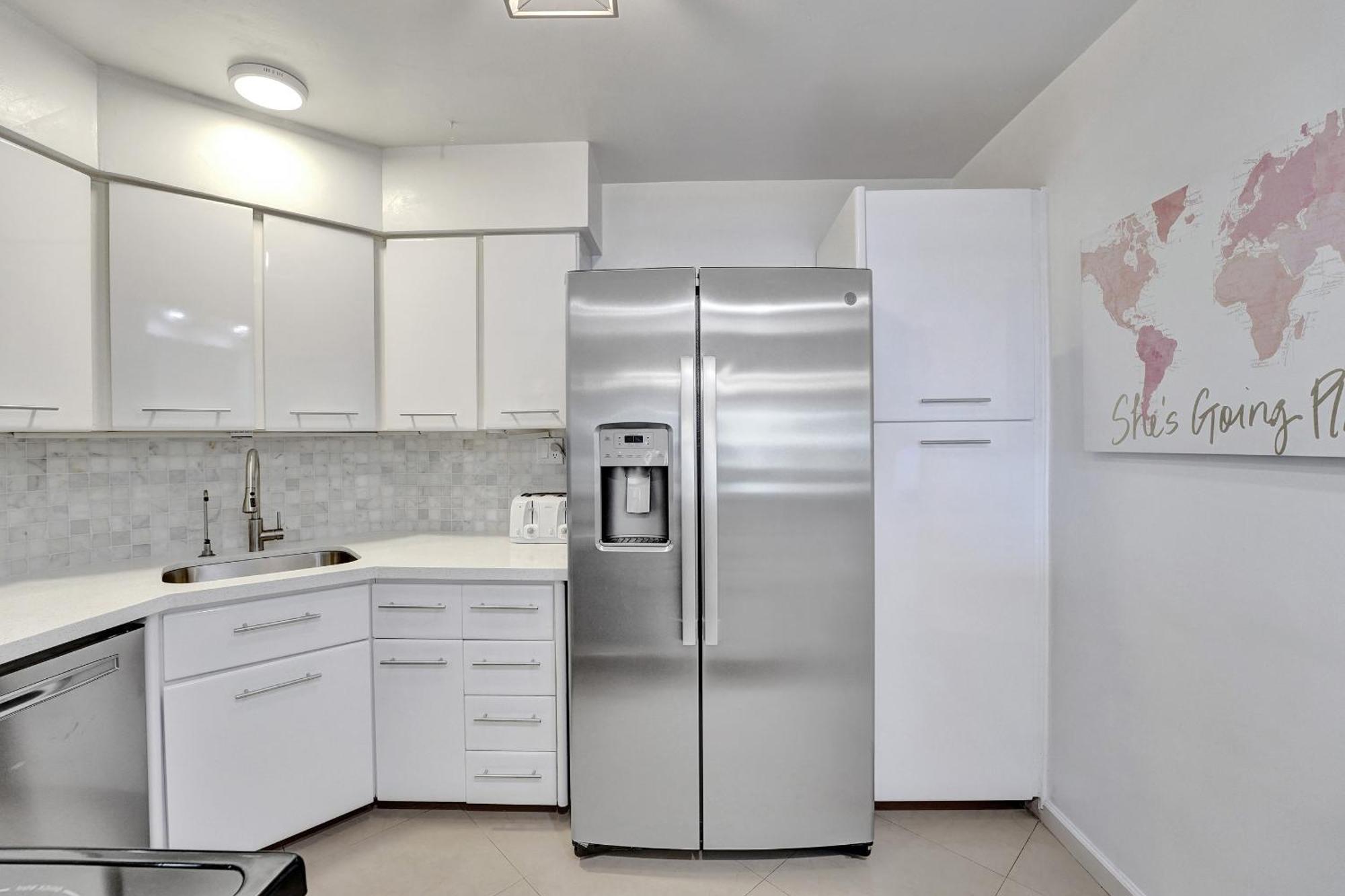 Breathtaking 2 Bedroom W Service 919 Apartment Miami Beach