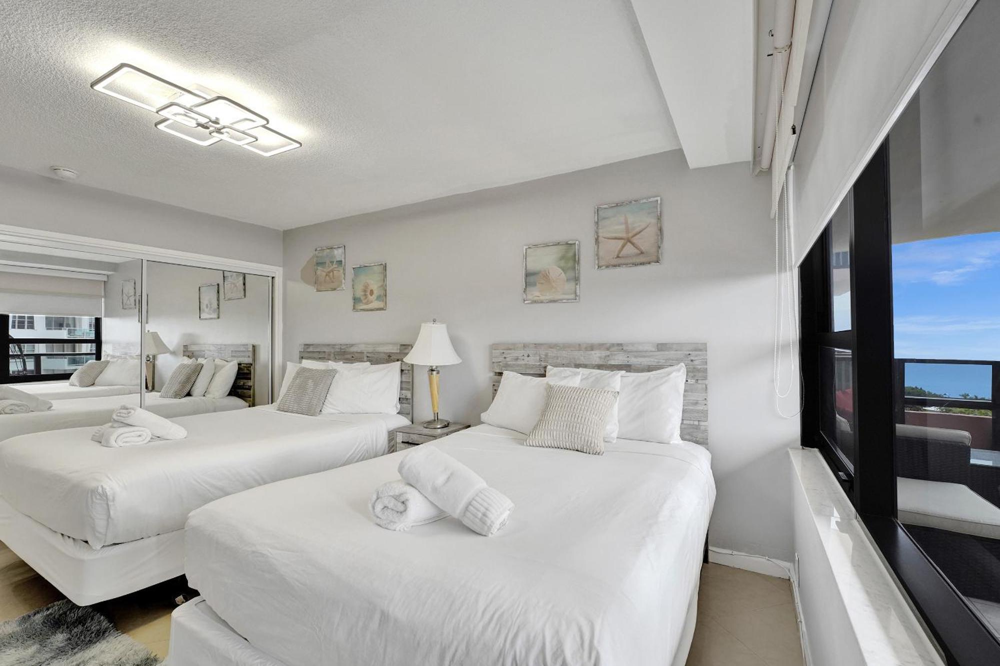 Apartment Breathtaking 2 Bedroom W Service 919