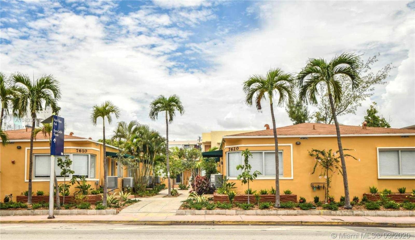 3 Bedroom 3 Bathroom Miami With Free Parking *