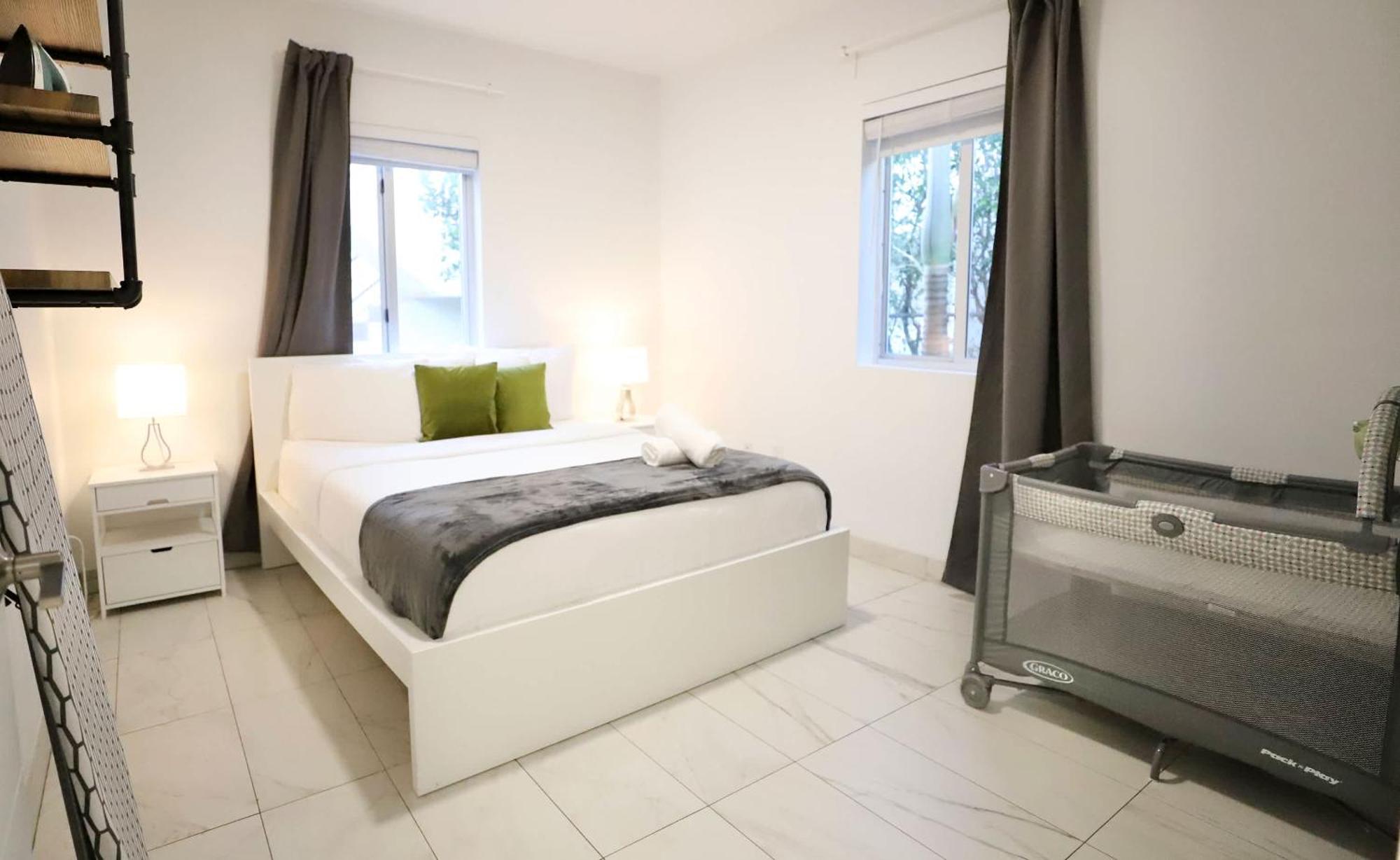 3 Bedroom 3 Bathroom Miami With Free Parking * Miami Beach