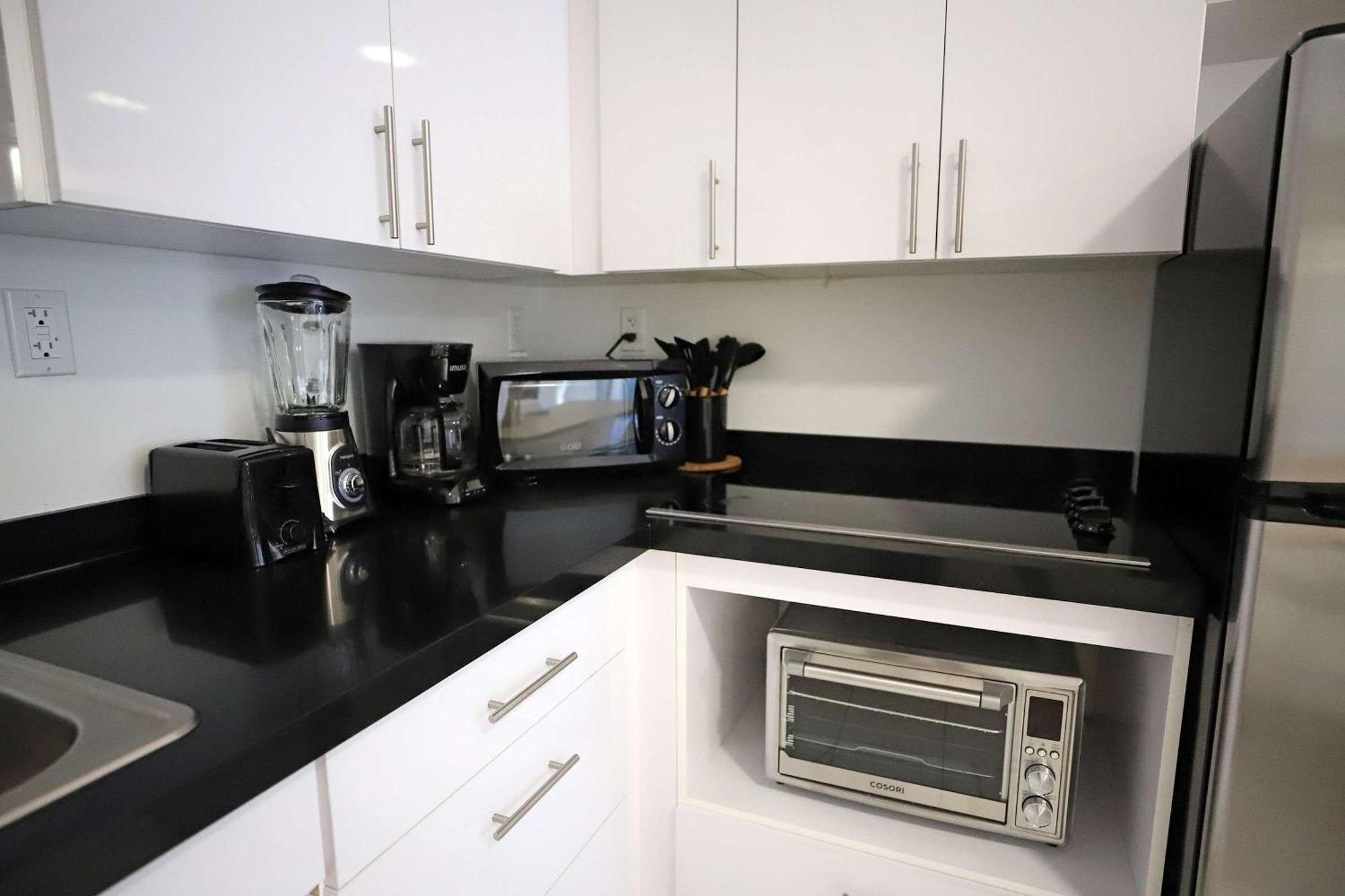 3 Bedroom 3 Bathroom Miami With Free Parking * Miami Beach