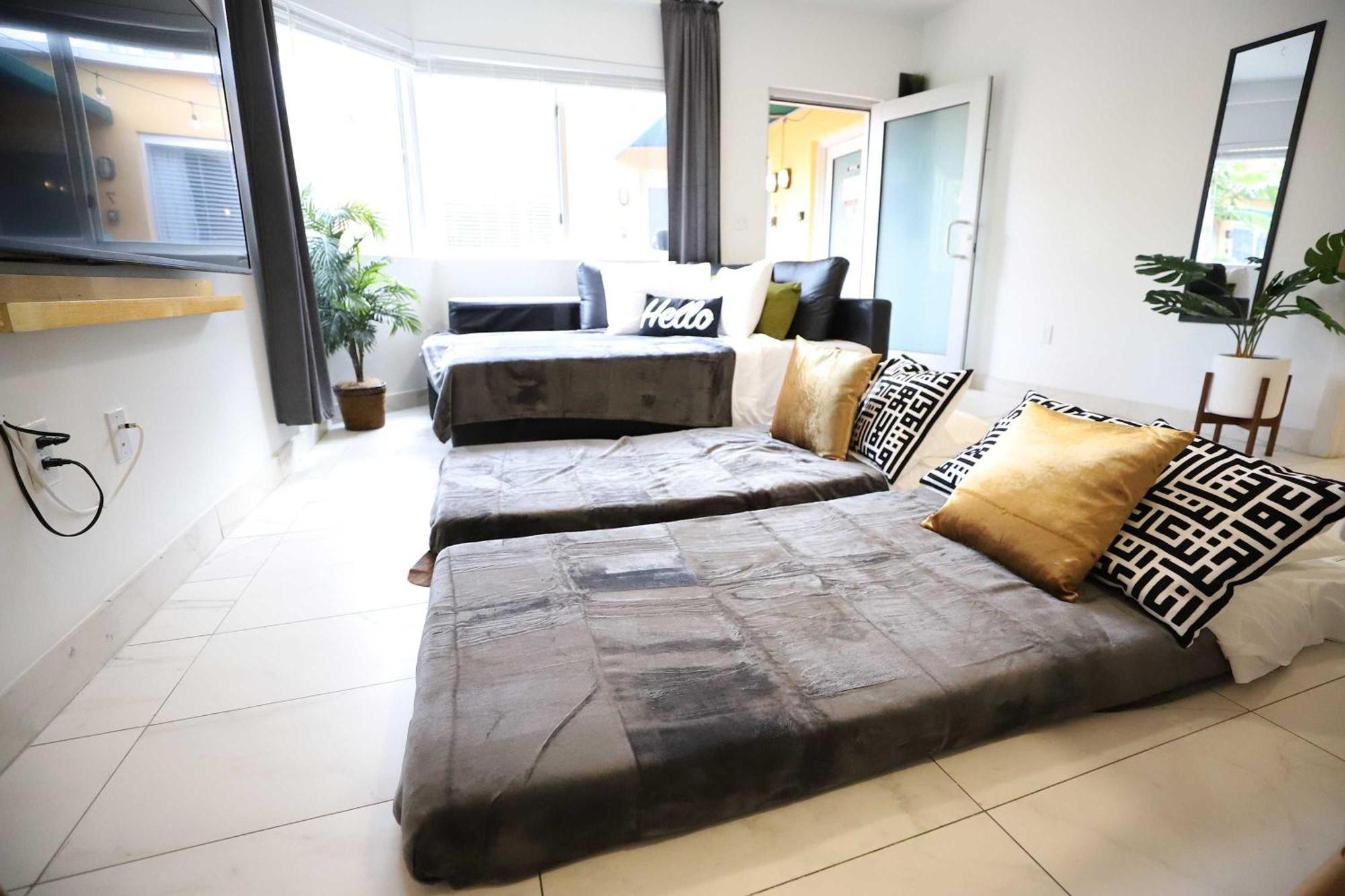 3 Bedroom 3 Bathroom Miami With Free Parking Miami Beach