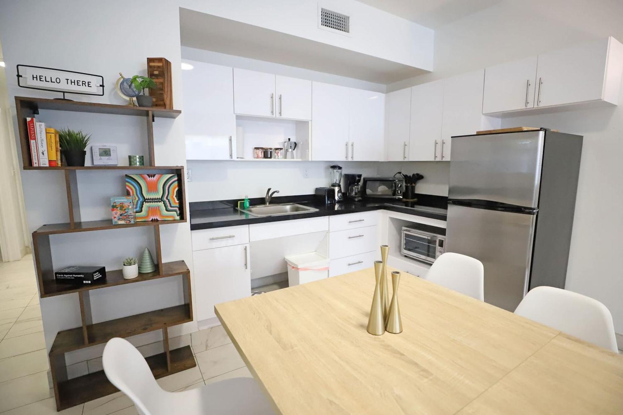 3 Bedroom 3 Bathroom Miami With Free Parking * Miami Beach
