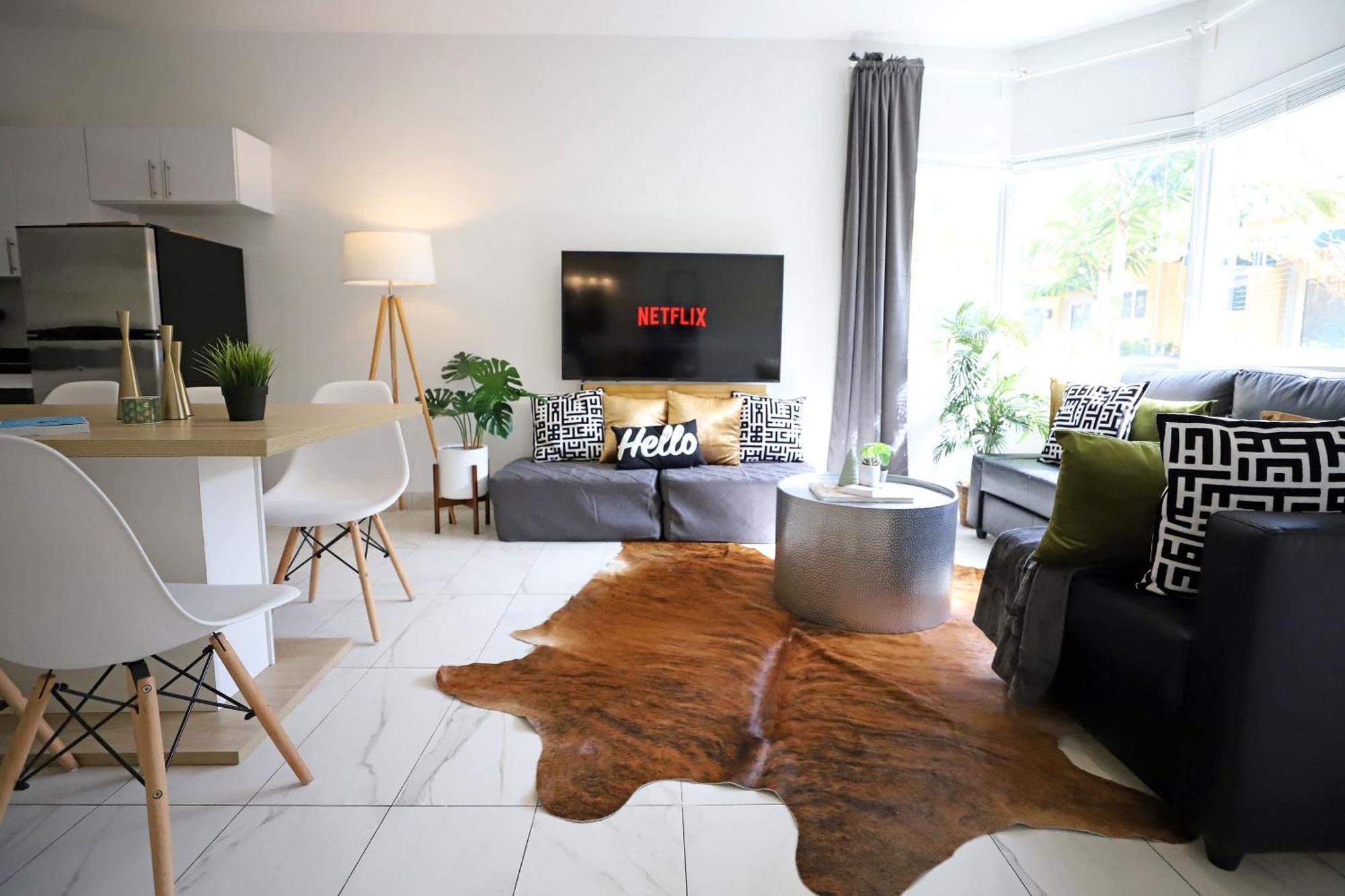 3 Bedroom 3 Bathroom Miami With Free Parking *