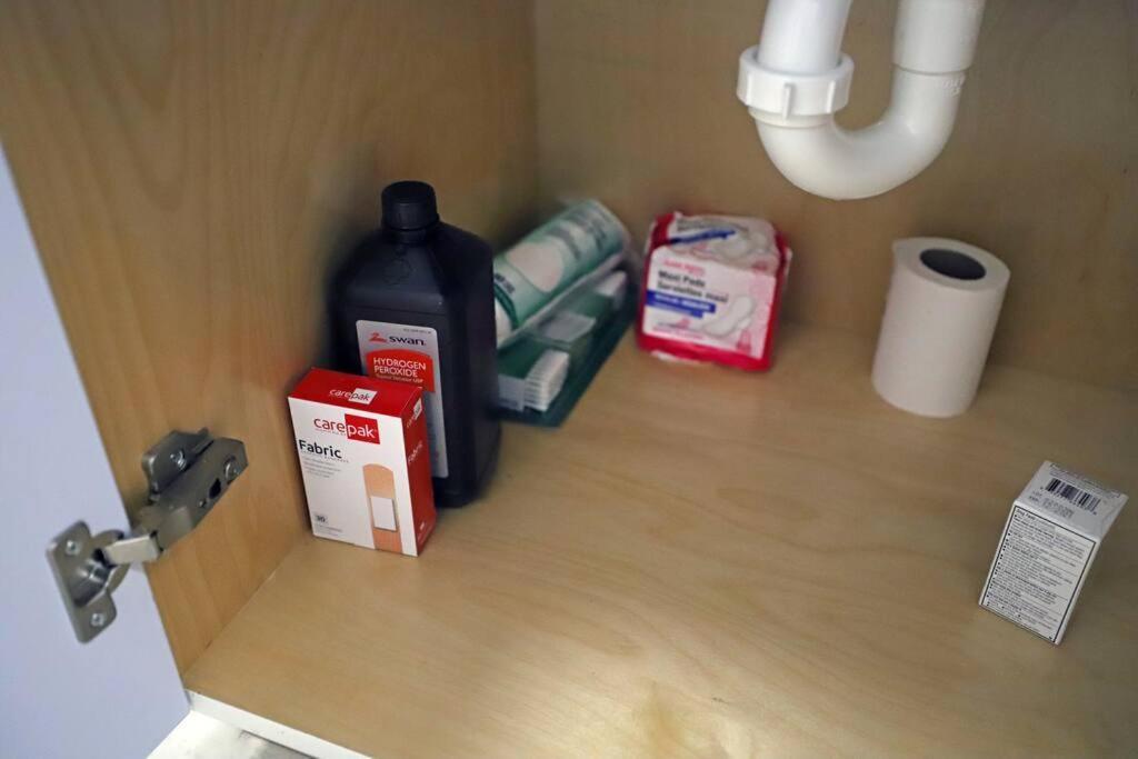Apartment Family Pet Friendly 3 Minute Walk To Miami With Free Parking *
