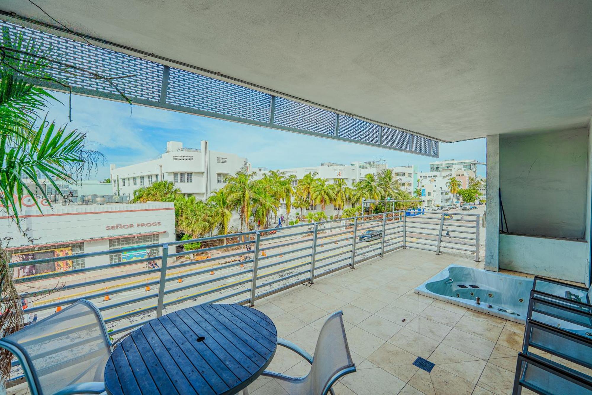 In South Apartment Miami Beach