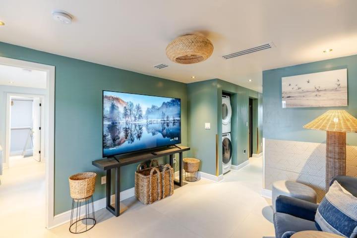 Private Miami With Heatedpool And Cold Plunge Villa Miami Beach
