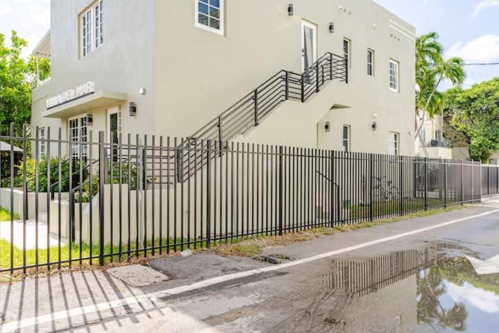 Private Miami With Heatedpool And Cold Plunge Villa Miami Beach