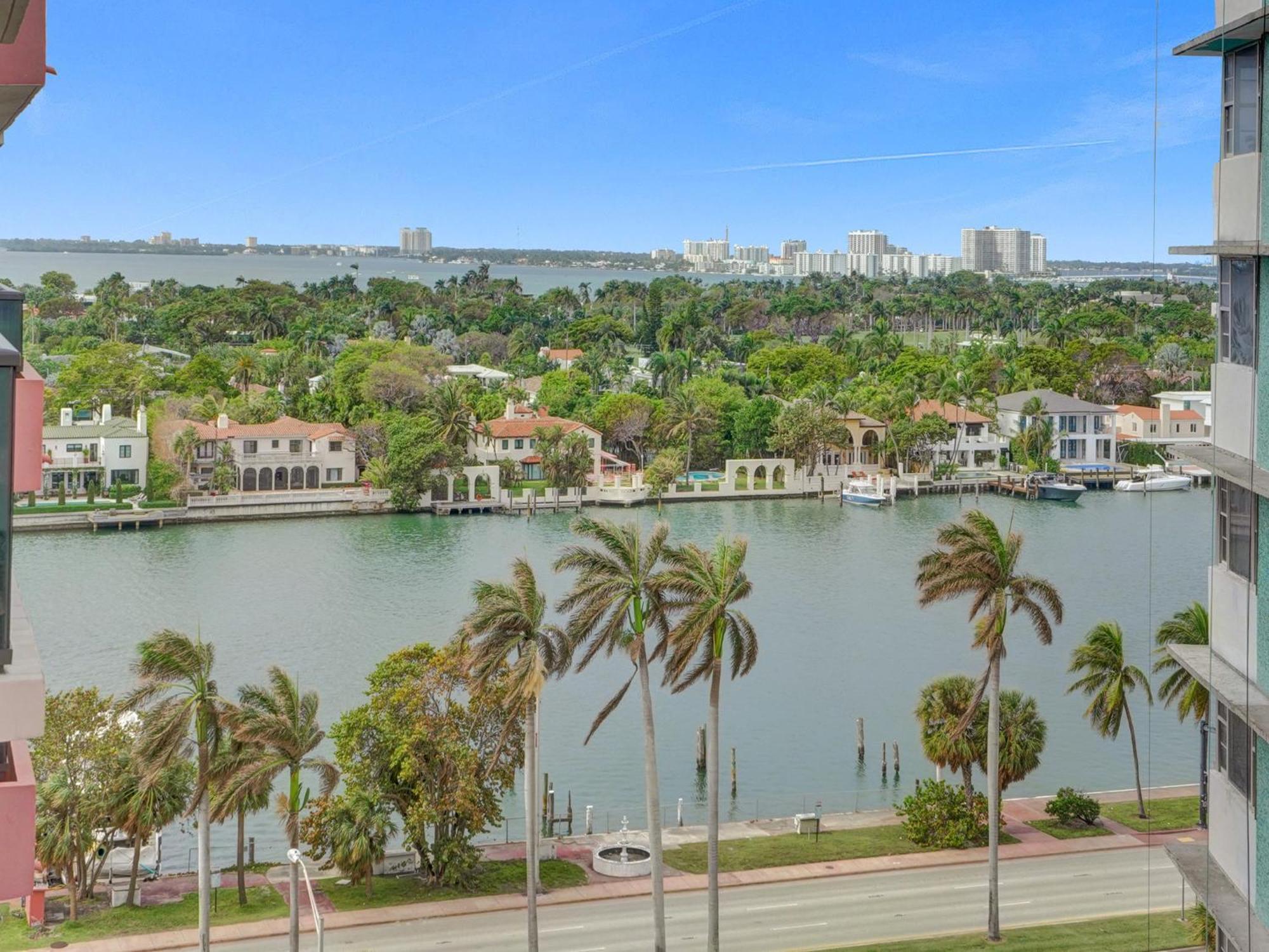 Comfortable Ocean View Service 1214 Apartment